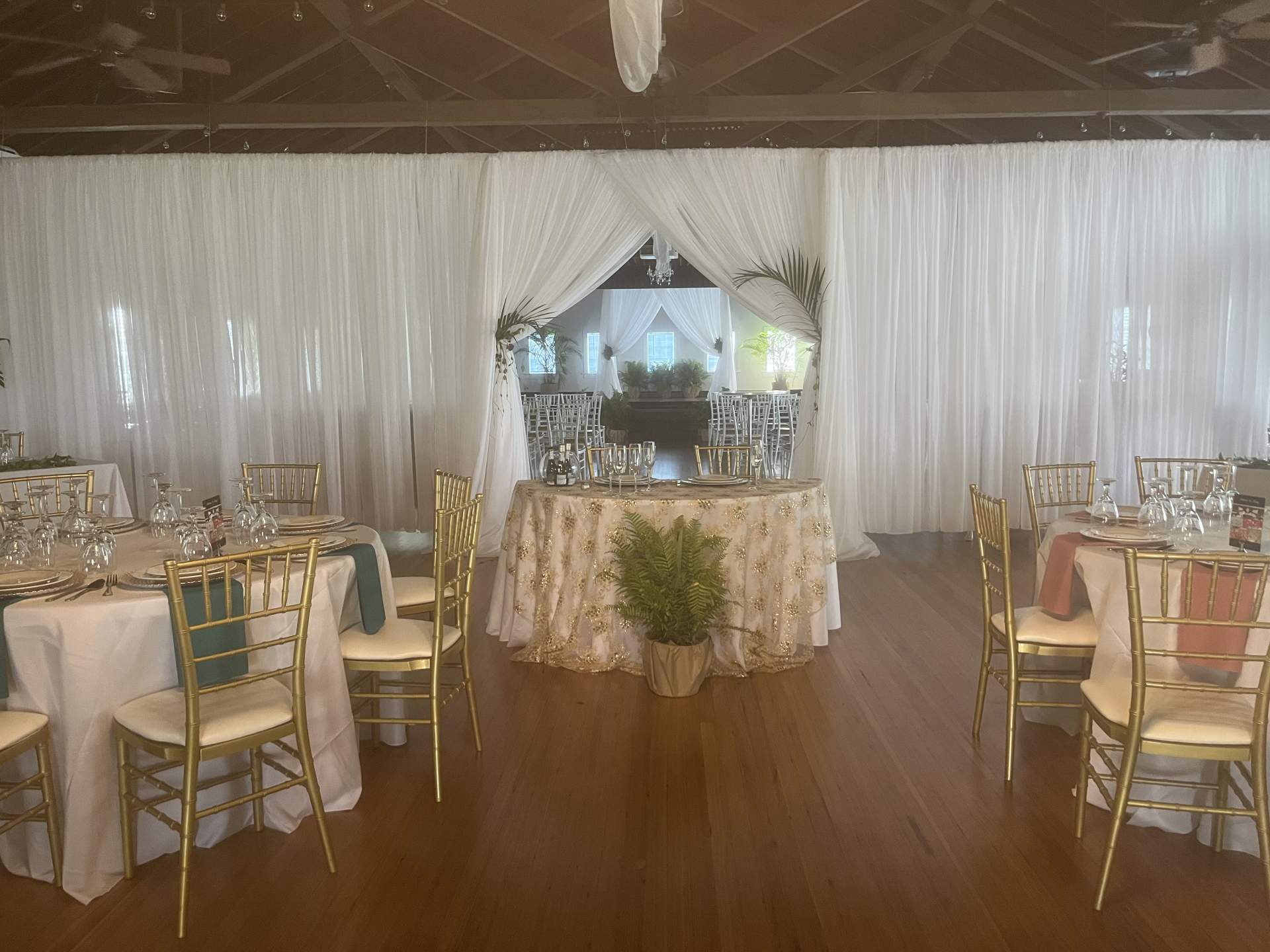 Sweetheart Table and stage